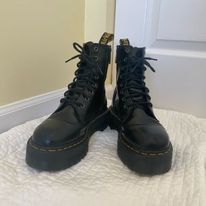 Doc Martens jardon smooth platform boots